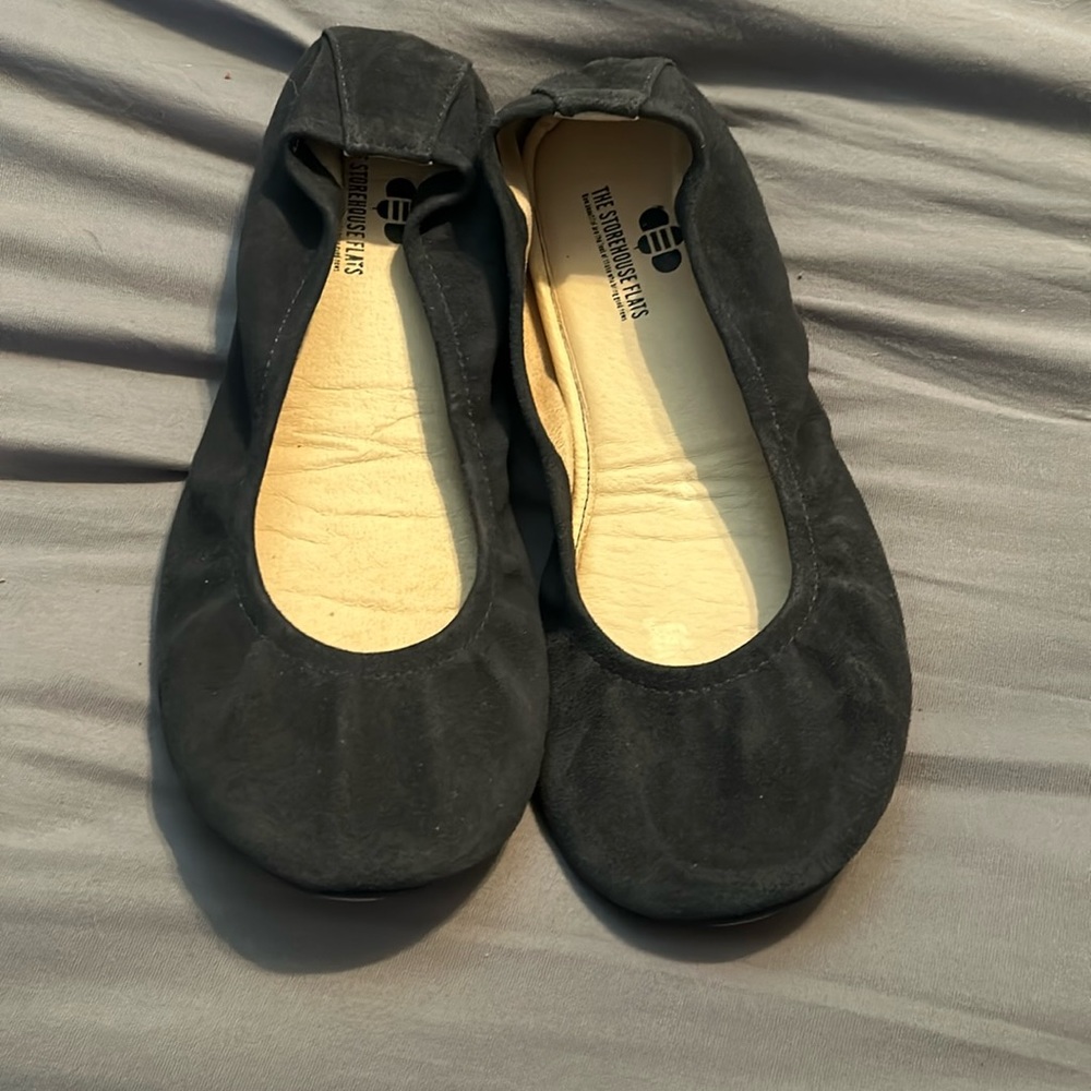 Storehouse flats, Breast Cancer awareness suede sz 10